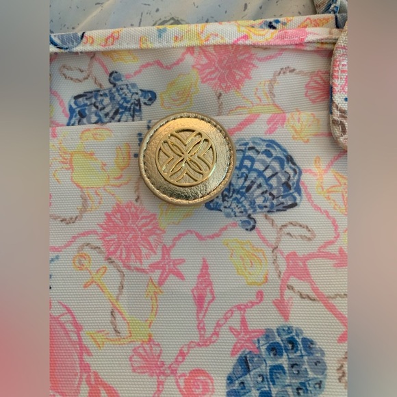 Lilly Pulitzer Beach Tote -Clear Beachcomber print - Picture 4 of 7